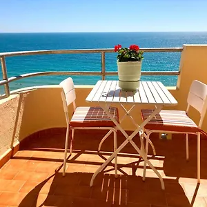 Apartamento Gatu Bani Con Terraza Y Vista Frontal Al Mar, Cádiz